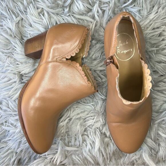 Jack Rogers tan scalloped leather block heel ankle boots women’s shoe size 8 - Picture 1 of 12